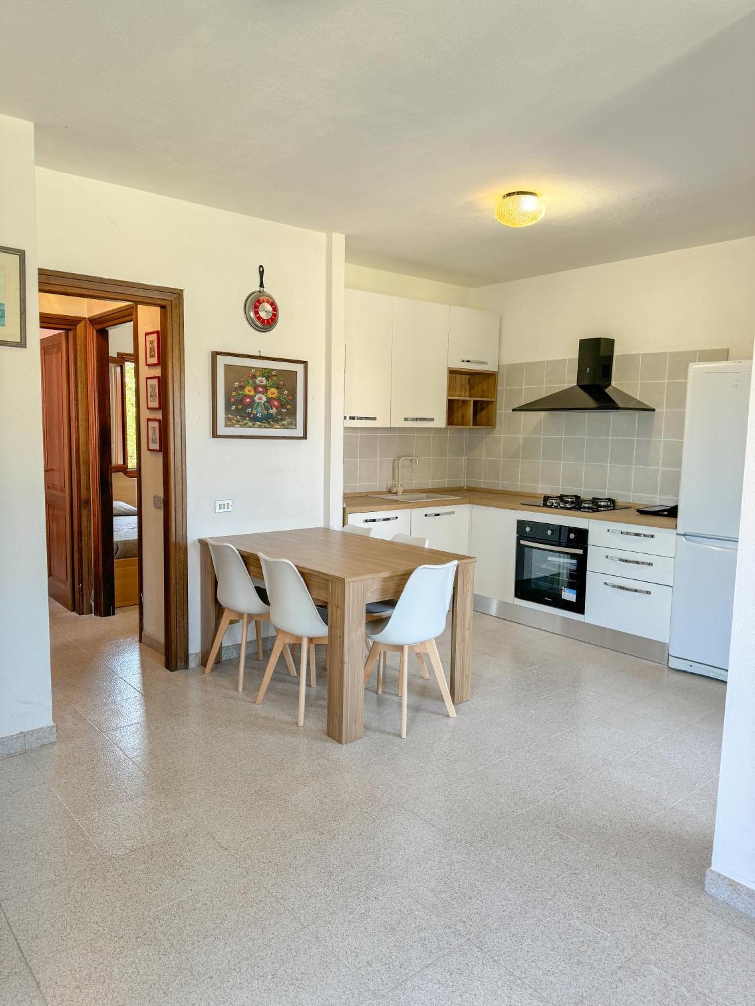Comoda Villetta Con Giardino San Teodoro  Buitenkant foto